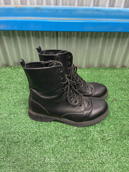 Time & Tru Faux Leather Combat Boots