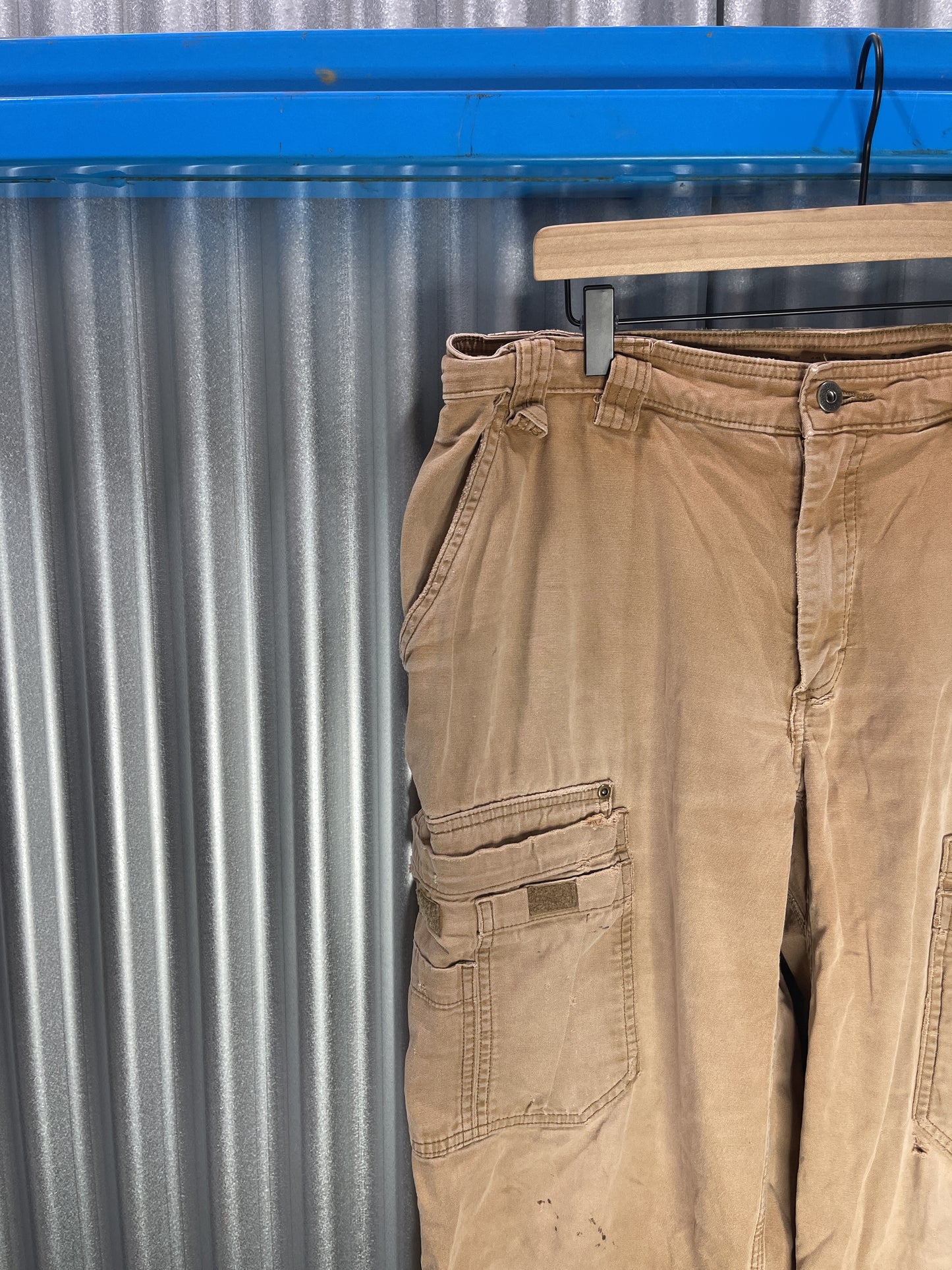 Duluth Trading Workers Cargo Pants