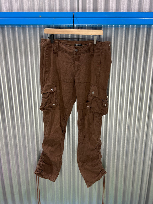 Venus Capri Cargo Pants w Tassel