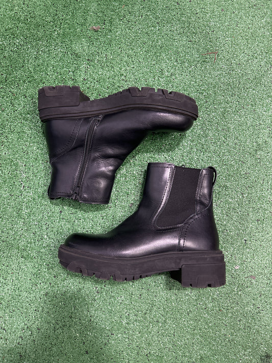 HoH 1960 'Righteous' Leather Zip-Up Ankle Boots