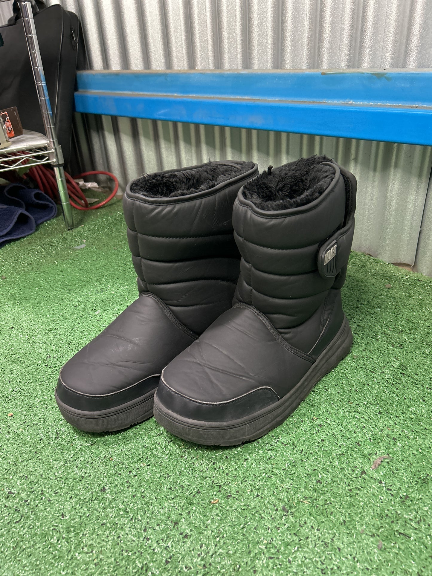 Khombu Fur-Lined Insulated Snow Boots