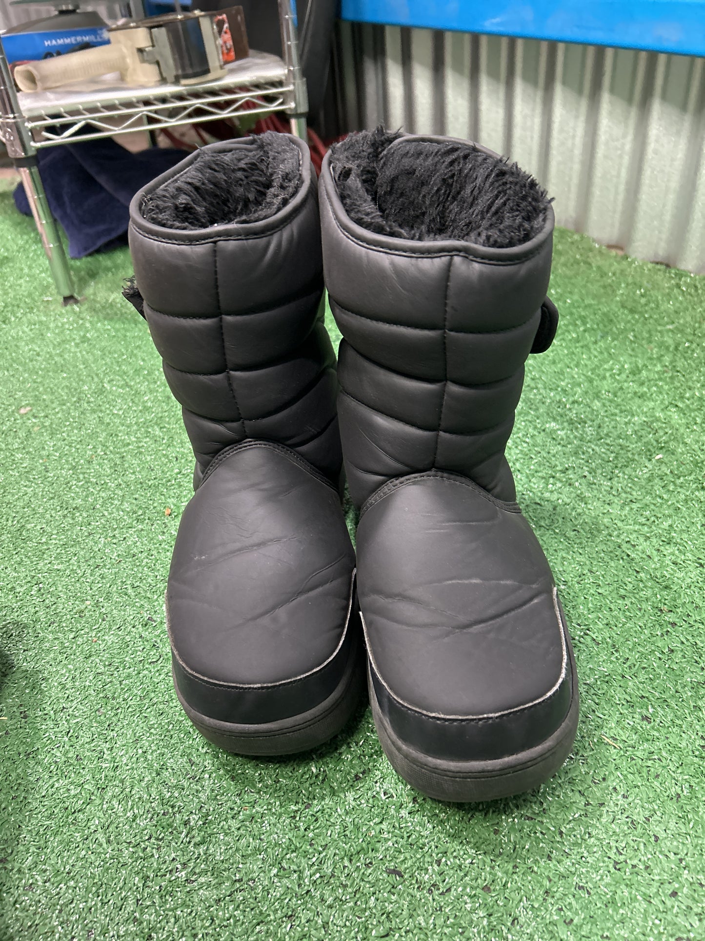 Khombu Fur-Lined Insulated Snow Boots