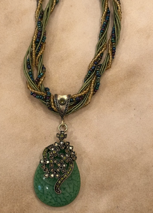 Traditional Crystal Bohemian-Style Ethnic Bead Green Necklace