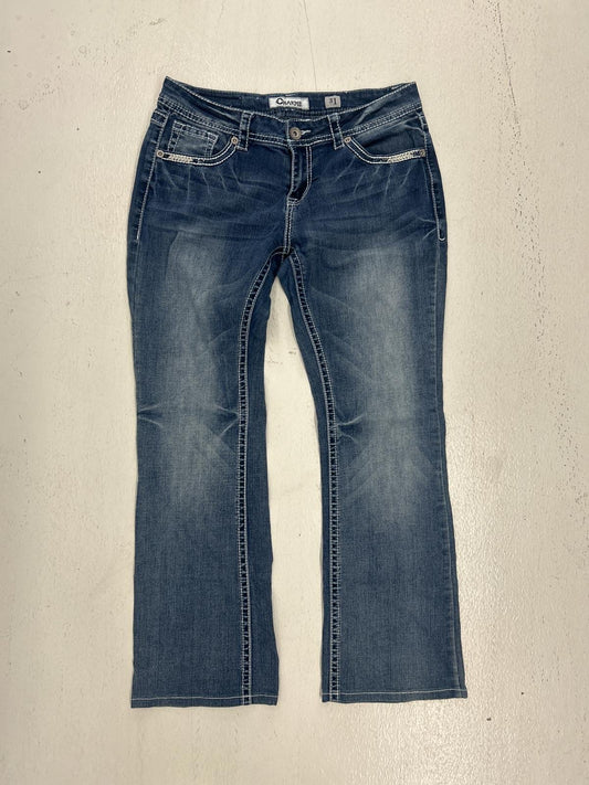 Contrast Women's Bootcut Jeans - Classic Denim Look