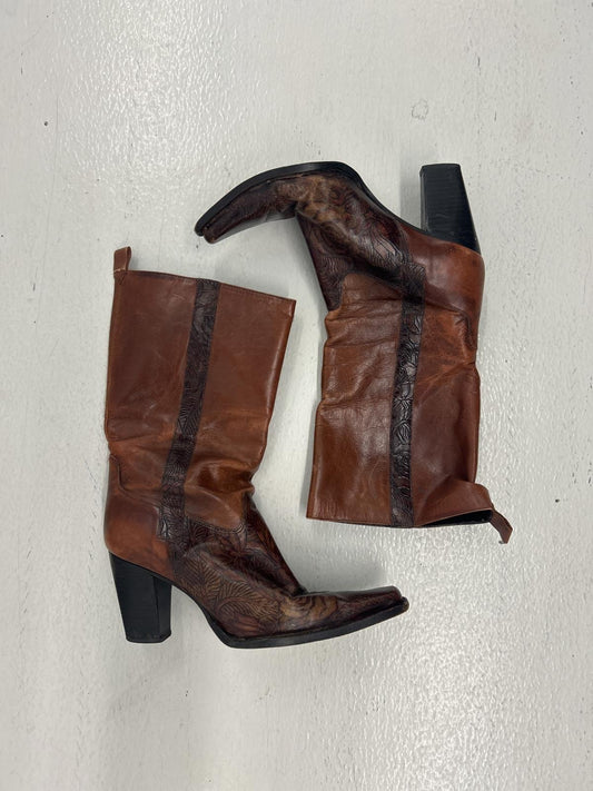 Vintage Leather High Heel Boots with Strip