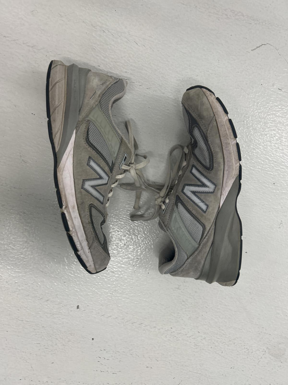 New Balance 990v5 Trail Running Shoes in Grey