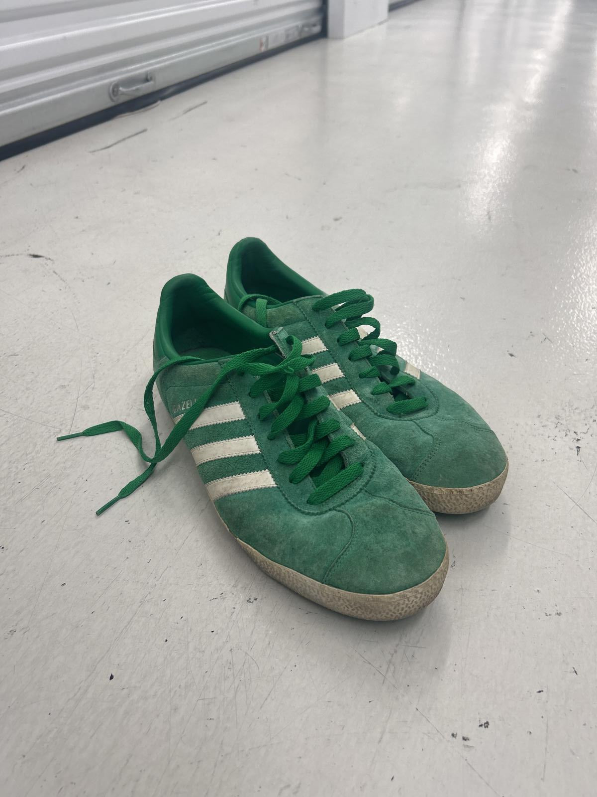 Adidas Gazelle Vintage Sneakers - Green Suede