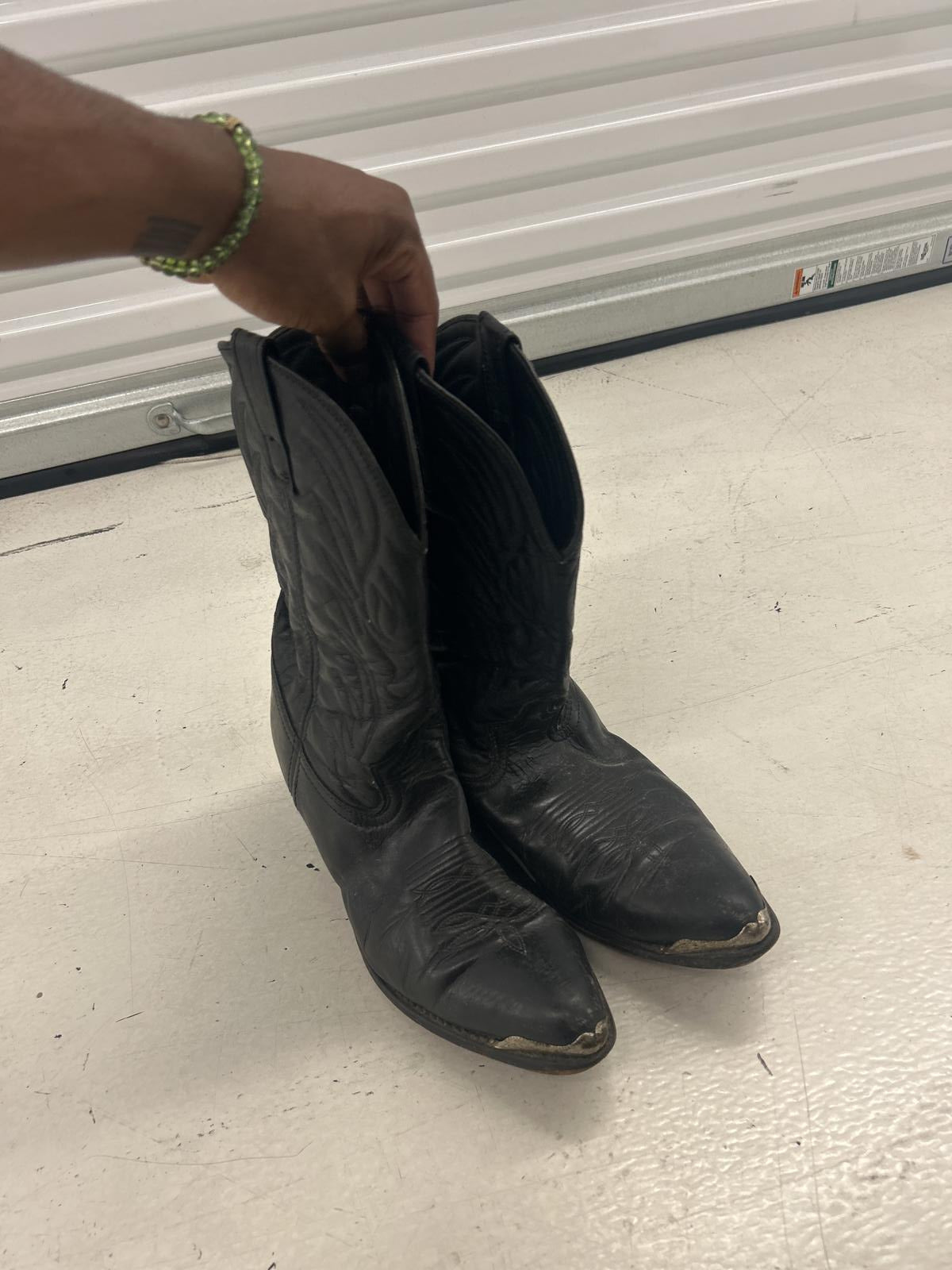 Vintage Black Leather Cowboy Boots - Classic Western Style