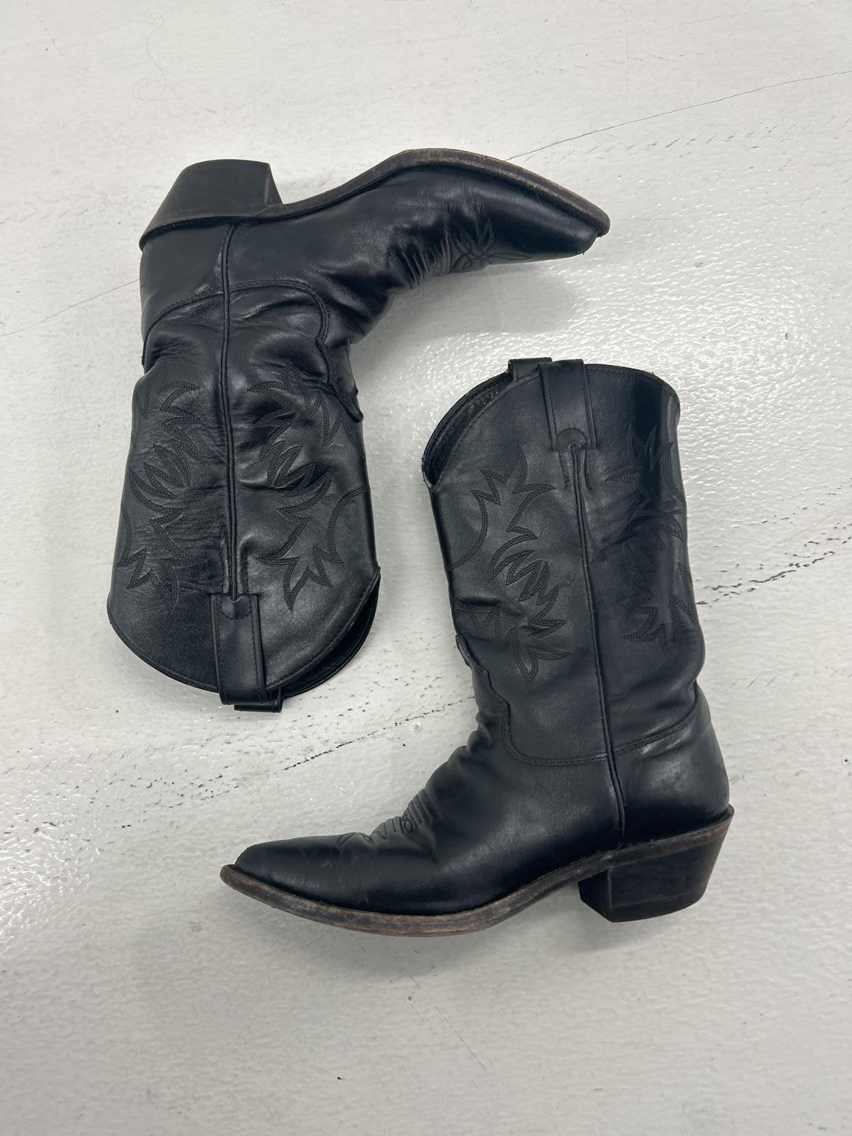 Sleek Black Leather Cowboy Boots - Vintage Western Wear