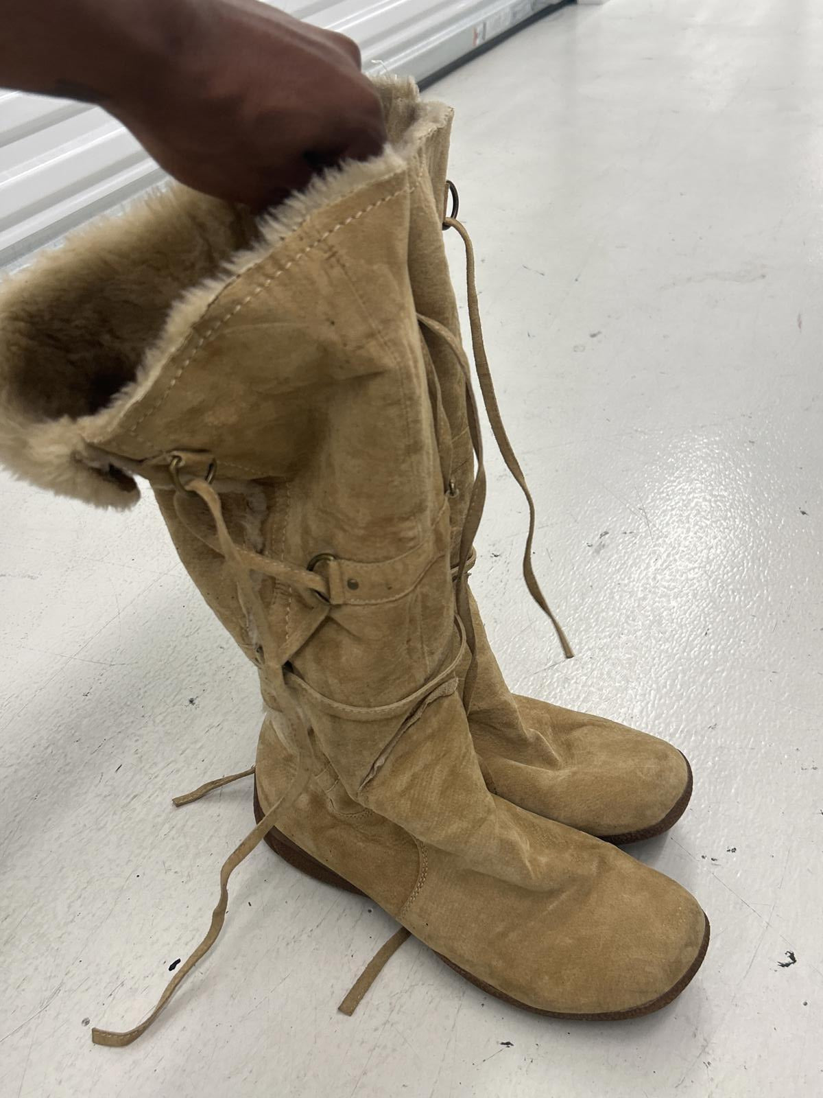 Cozy Tan Leather And Fur Knee-High Winter Boots