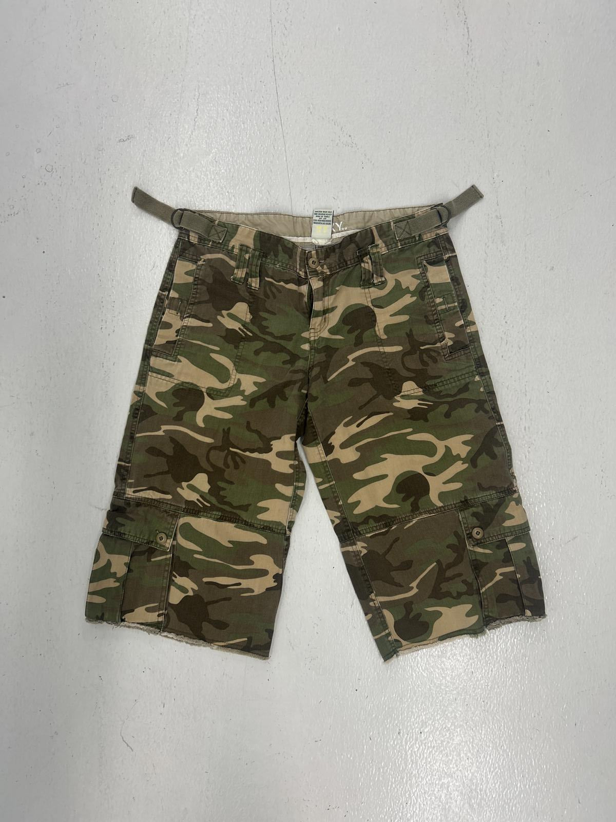 Roxy Women's Camouflage Cargo Shorts - Size 7