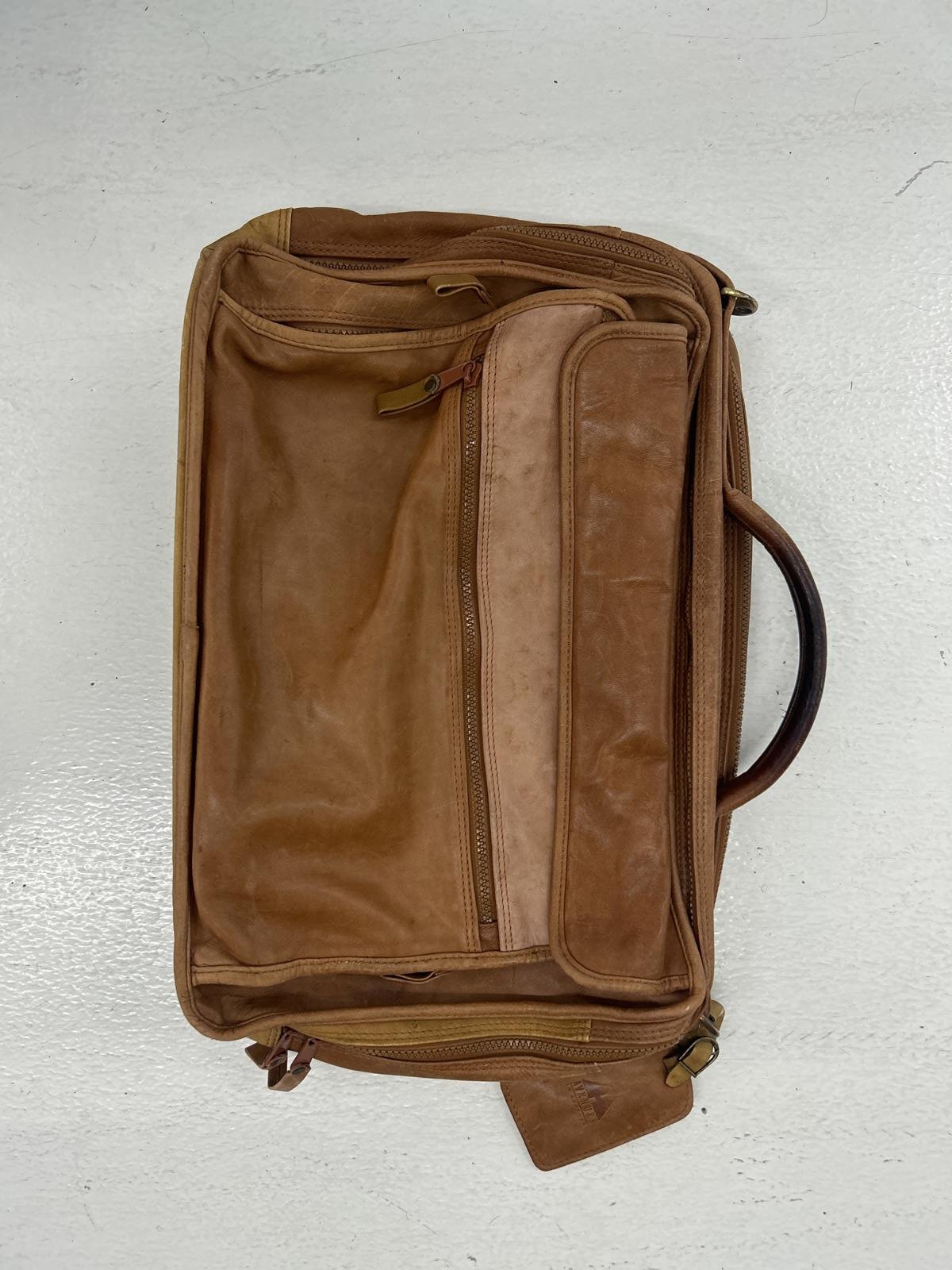 Vintage Leather Travel Bag - Spacious & Stylish