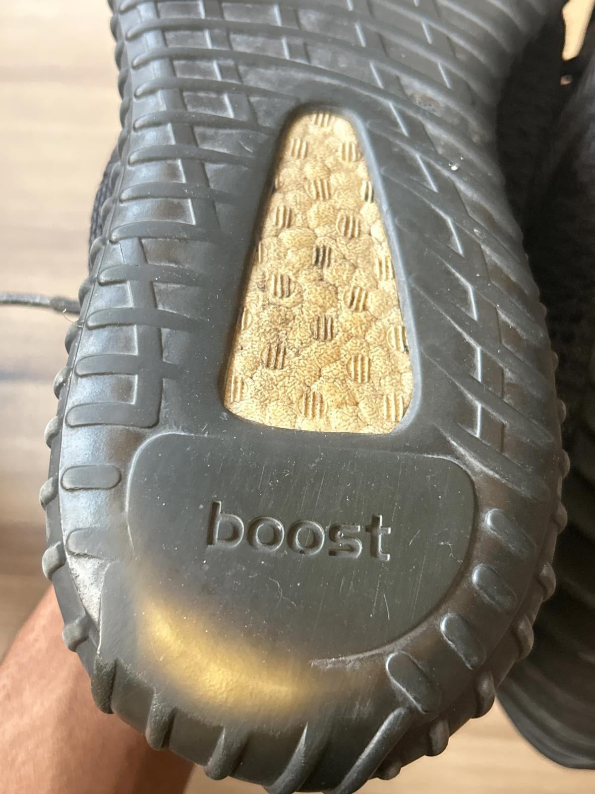 Adidas Yeezy Boost 350 V2 Black (NO BOX)