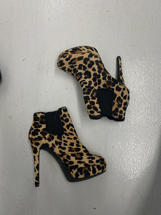 Stylish Leopard Print High Heels Booties