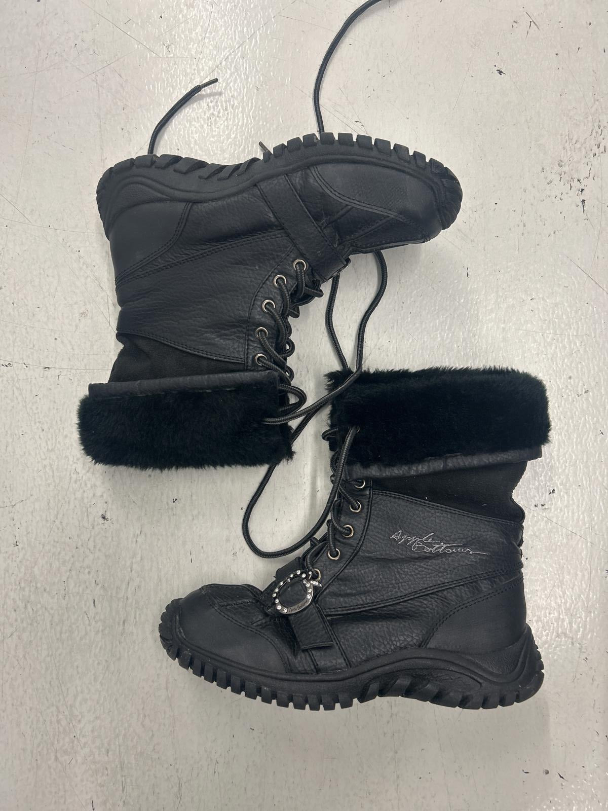 Cozy Black Fur-Lined Winter Boots