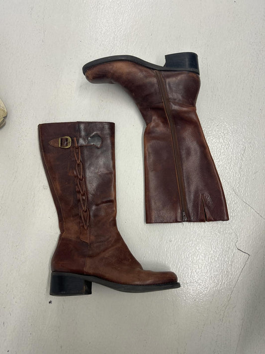 Vintage Brown Detailed Leather Riding Boots