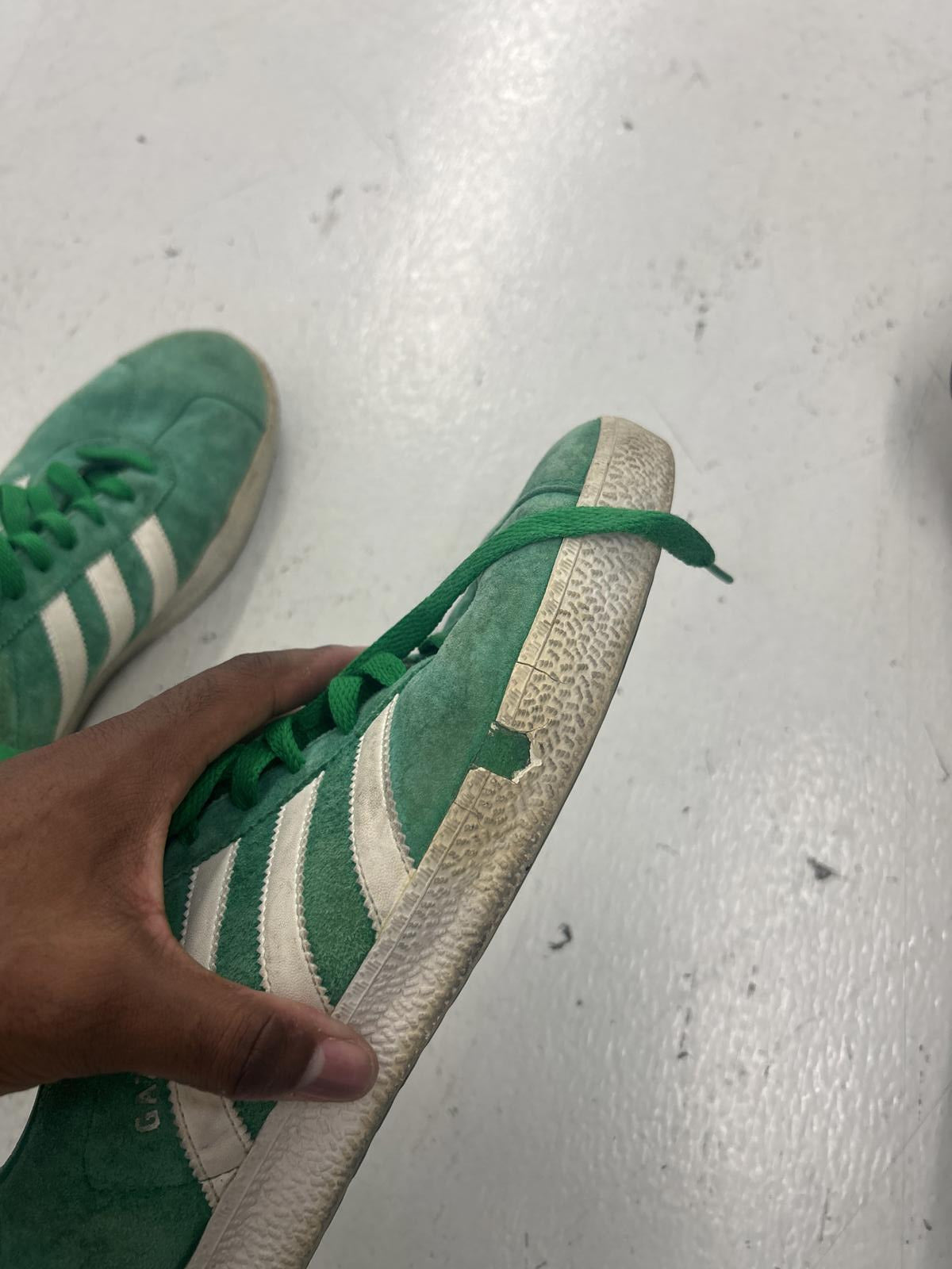 Adidas Gazelle Vintage Sneakers - Green Suede