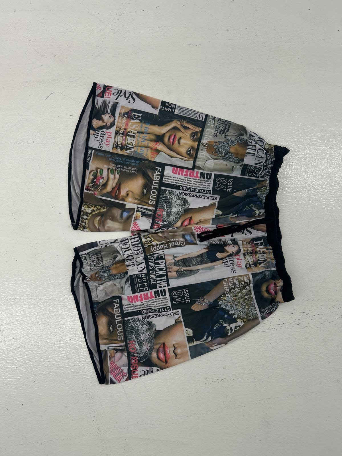 Trendy Graphic Print Stretch Shorts for Men