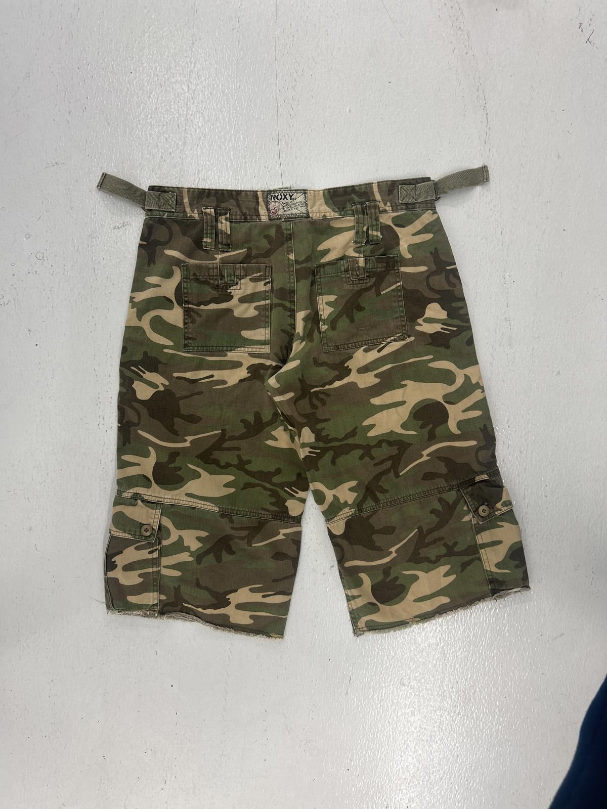 Roxy Women's Camouflage Cargo Shorts - Size 7