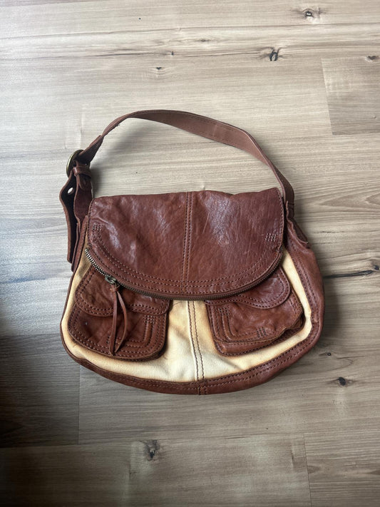 Lucky Brand Stylish Leather Crossbody Bag