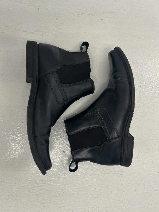 Stylish Leather Black Ankle Boots for Men