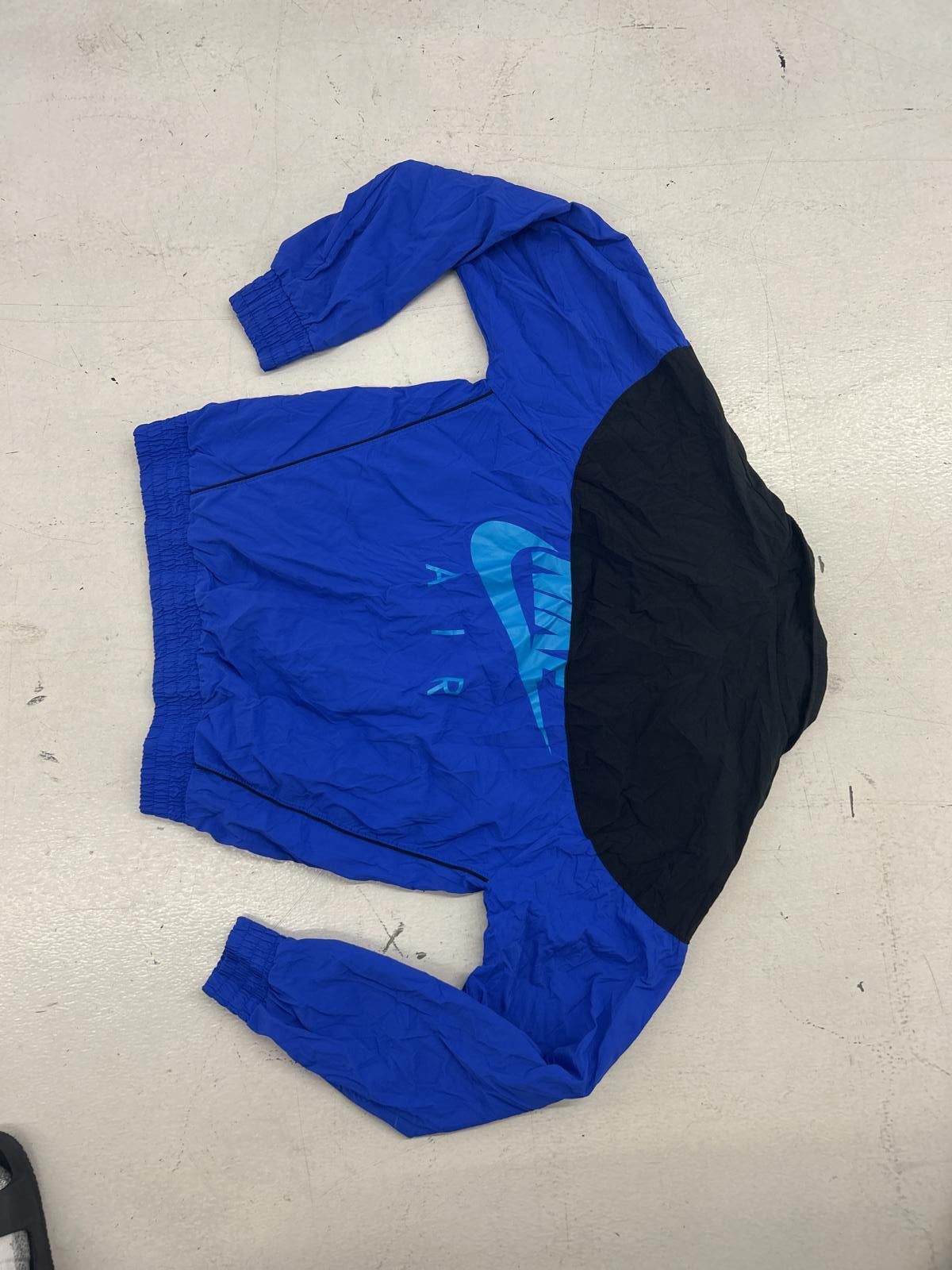 Retro Nike Air Jordan Blue and Black Windbreaker Jacket