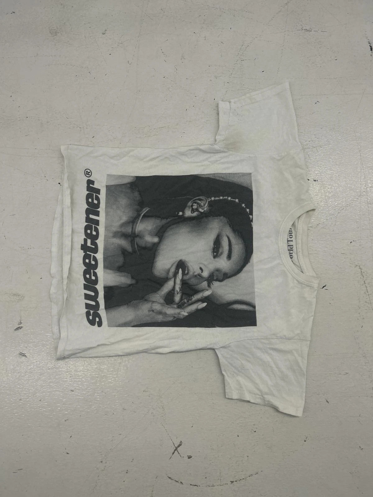 Ariana Grande 'Sweetener' Graphic Tee