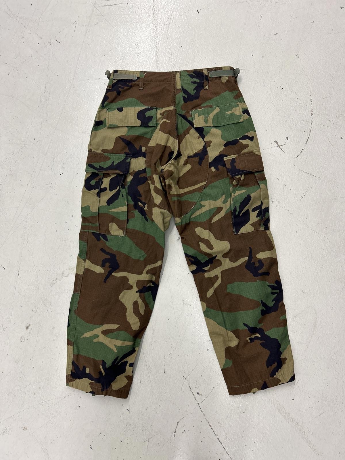 Adjustable Men's Camo Cargo Pants - Outdoor Wear