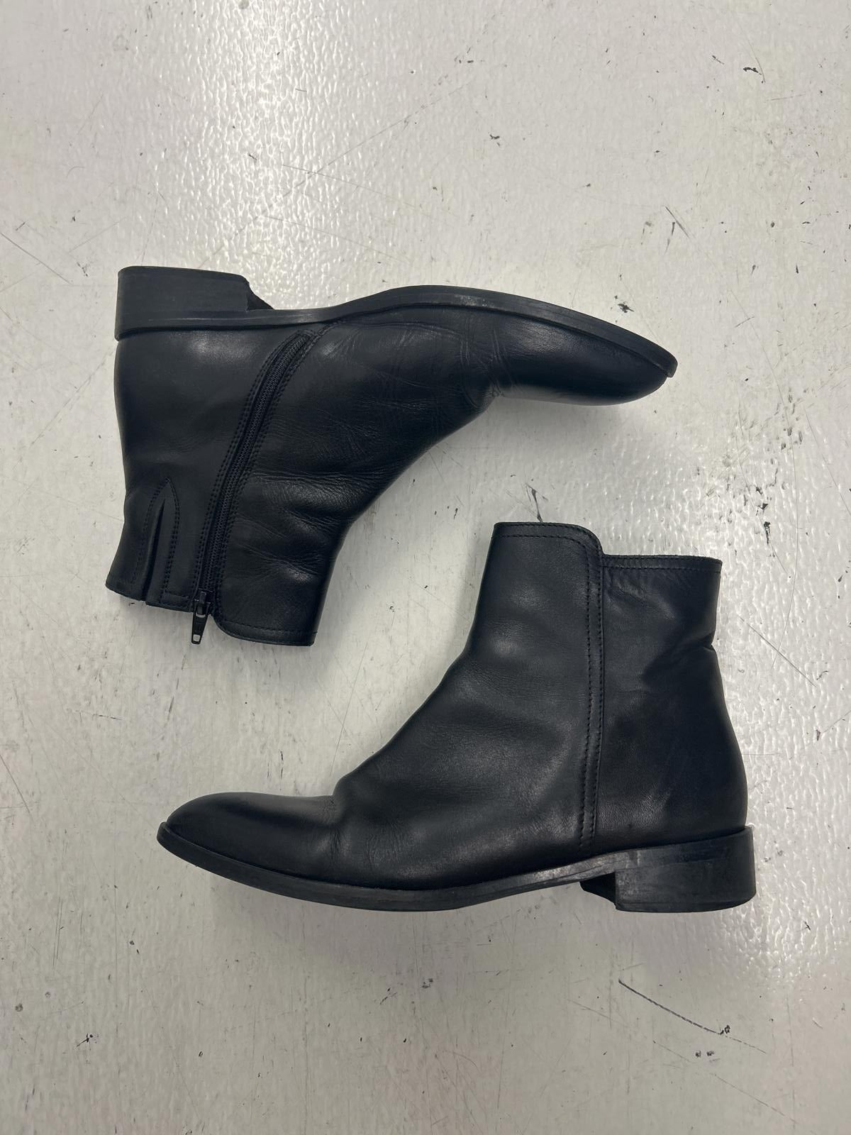 ANON Italian Pointed Stylish Black Leather Ankle Boots