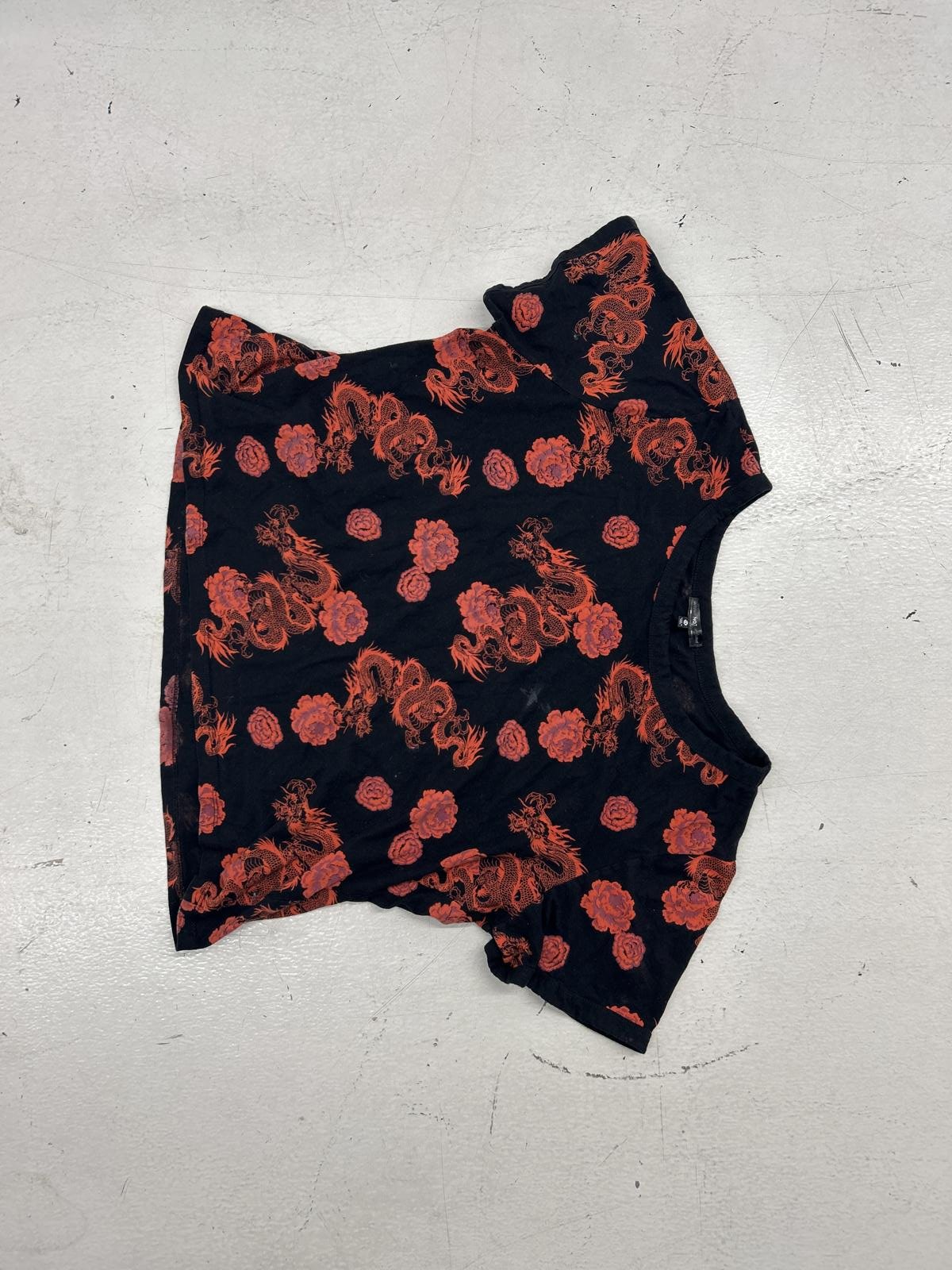 Dragon Floral Print Short Sleeve Top in Black & Red