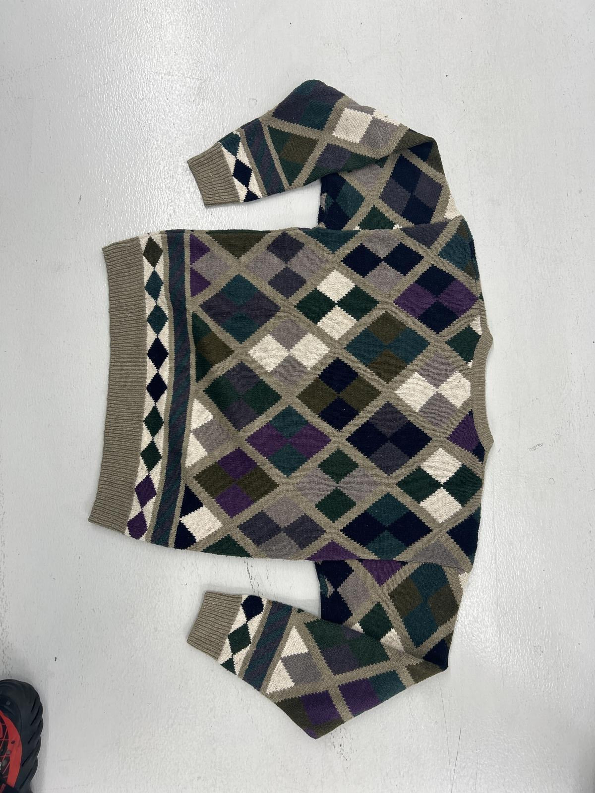 Bachrach Men's Argyle Sweater - Size L - Stylish Knitwear