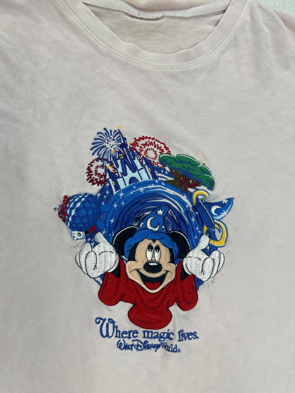 Vintage Embroidered Disney Mickey Mouse Graphic T-Shirt