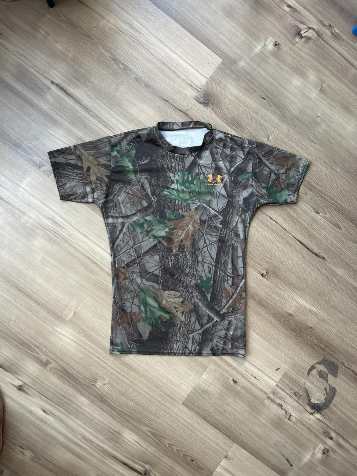 Under Armour Camo T-Shirt - Outdoor Performance Wear