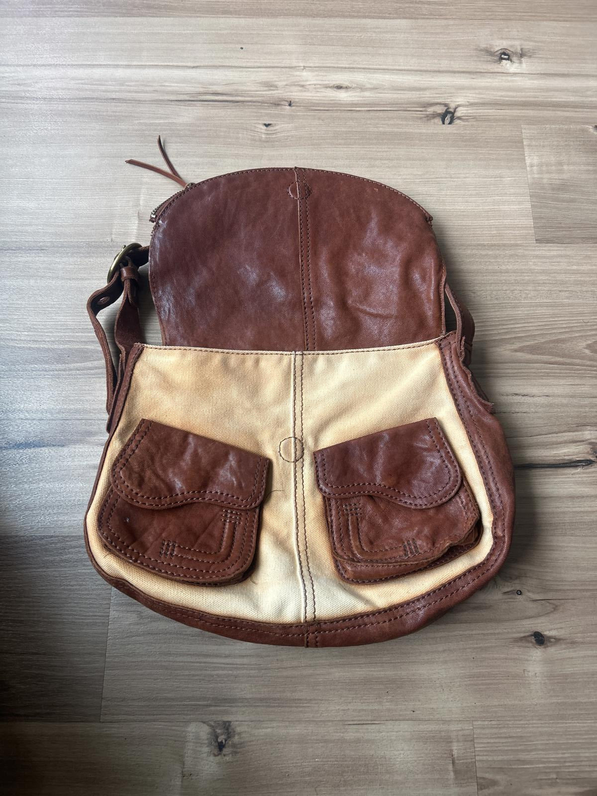 Lucky Brand Stylish Leather Crossbody Bag