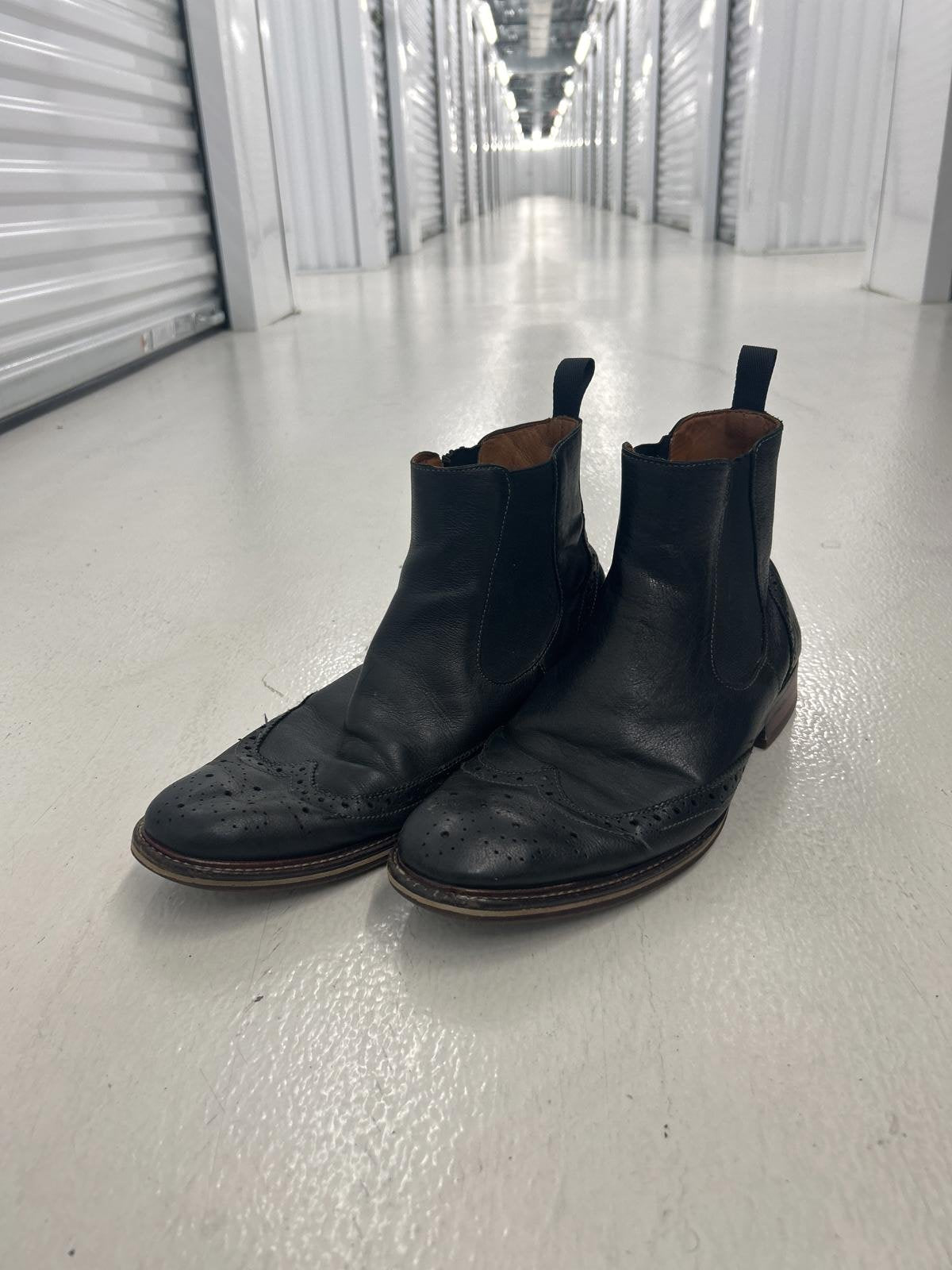 Stylish Black Leather Chelsea Boots for Men