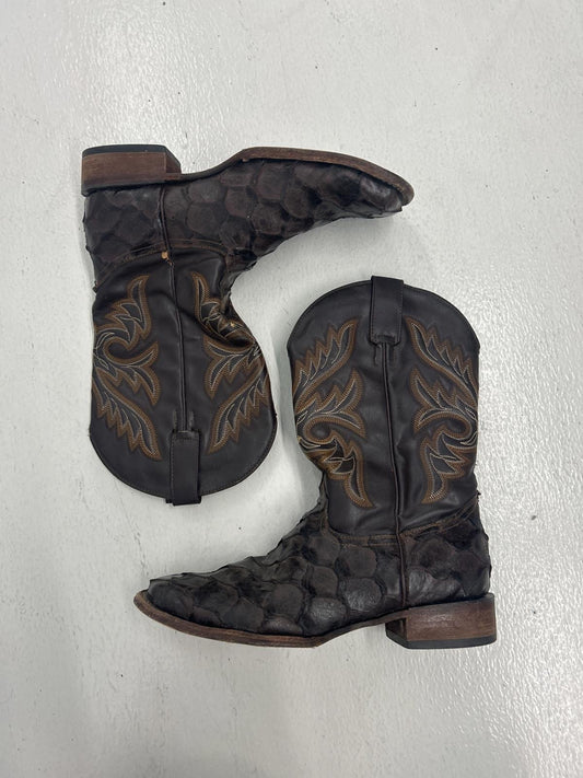 Vintage Brown Western Cowboy Boots with Embellished Design