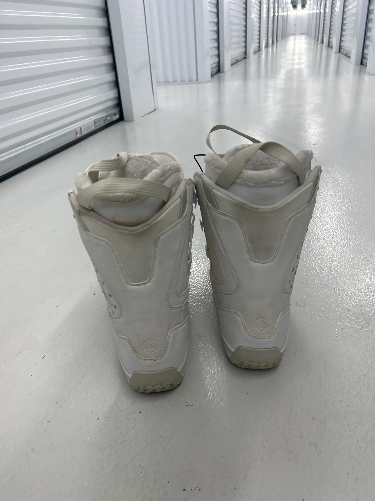 Salomon White Snowboard Boots