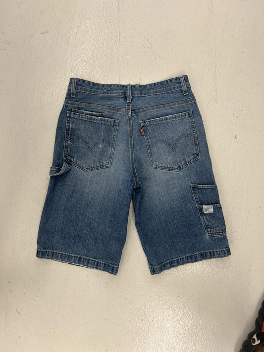 Levi's 18 Regular Denim Shorts - Comfortable and Stylish