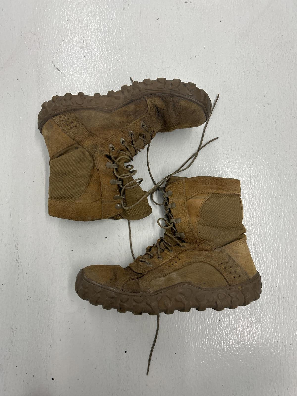 Tactical Combat Boots - Durable Outdoor Footwear