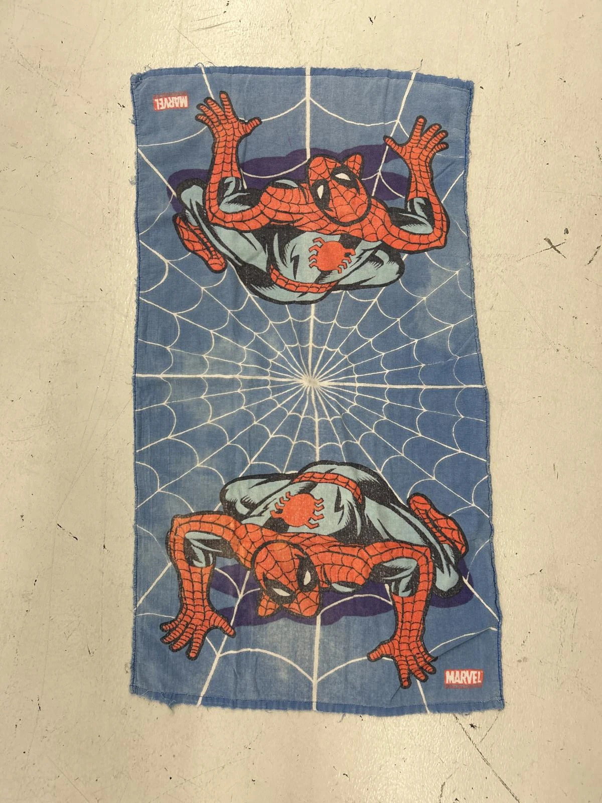 Marvel Spider-Man Beach Towel - Vibrant Design