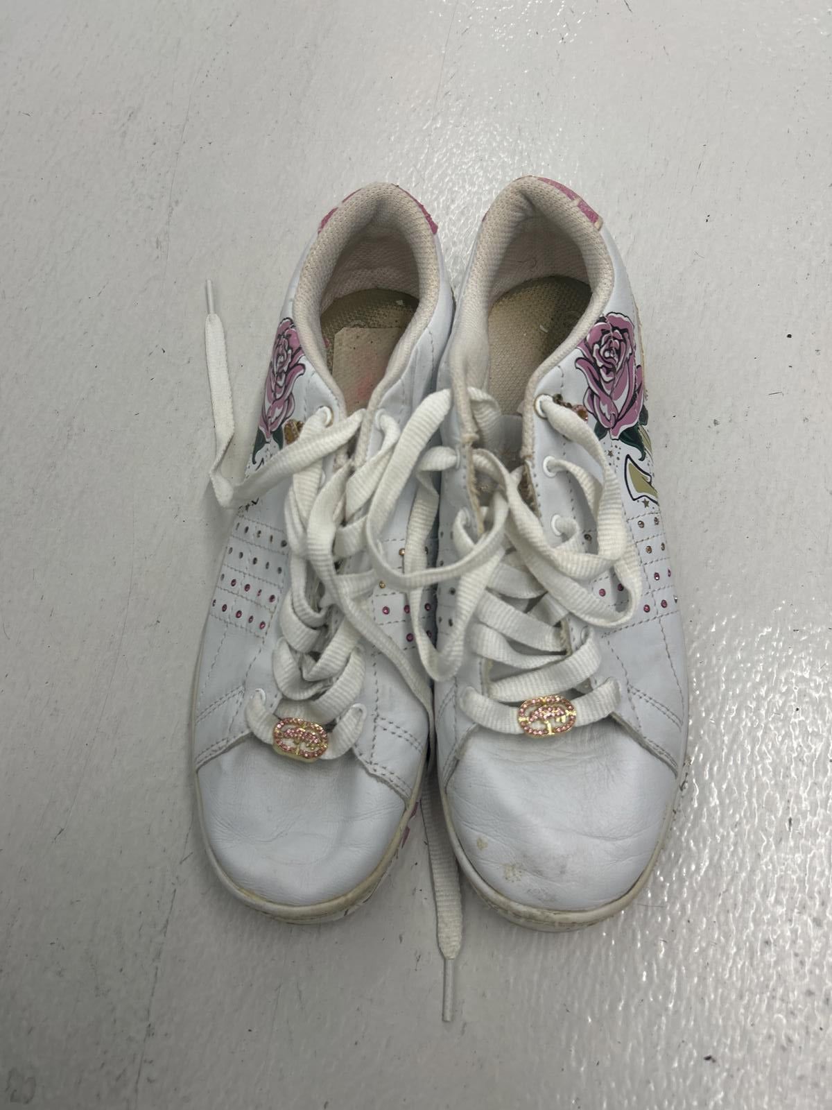 Vintage Ecko UNLTD. White Sneakers with Floral Design