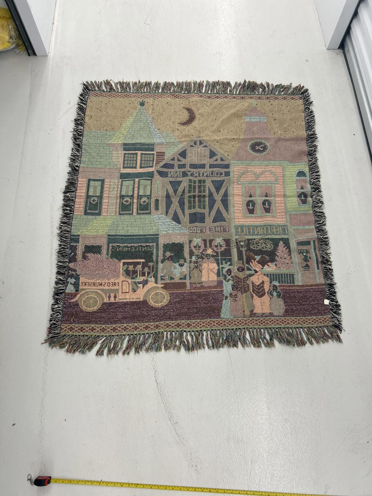 Vintage Country Inn Tapestry Throw Blanket