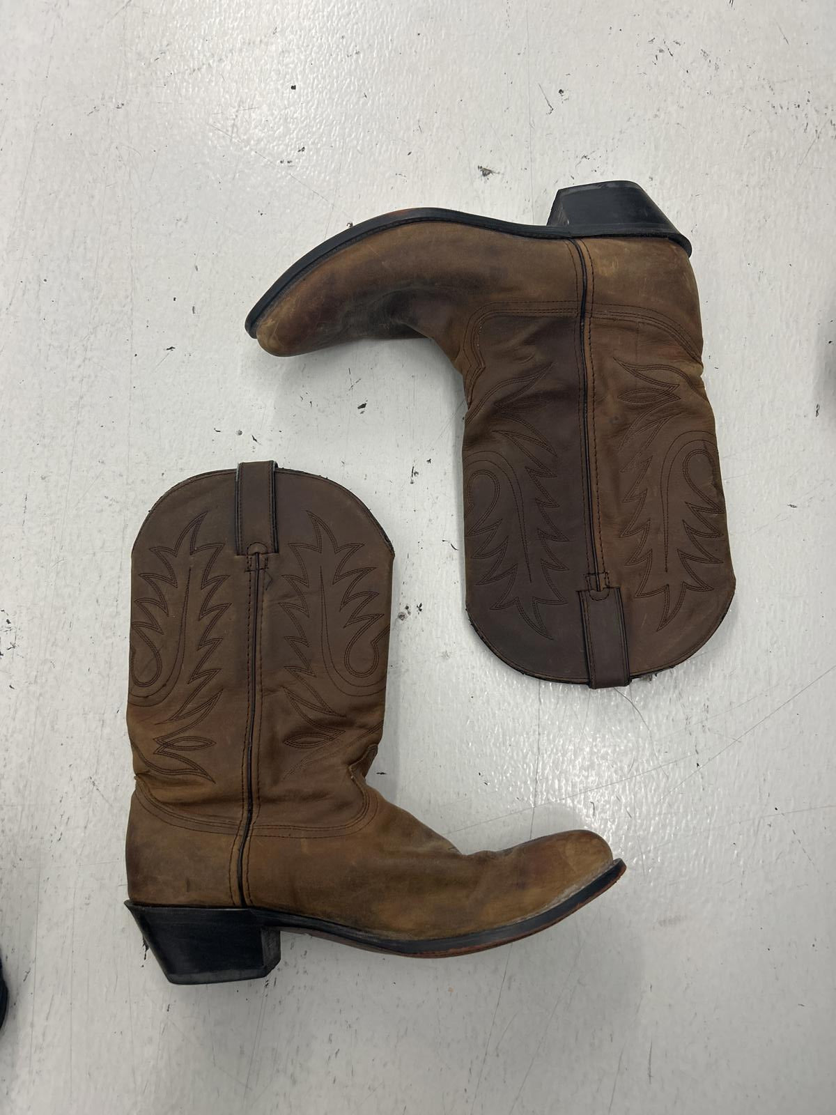 Durango Vintage Cowboy Boots - Classic Leather Western Style