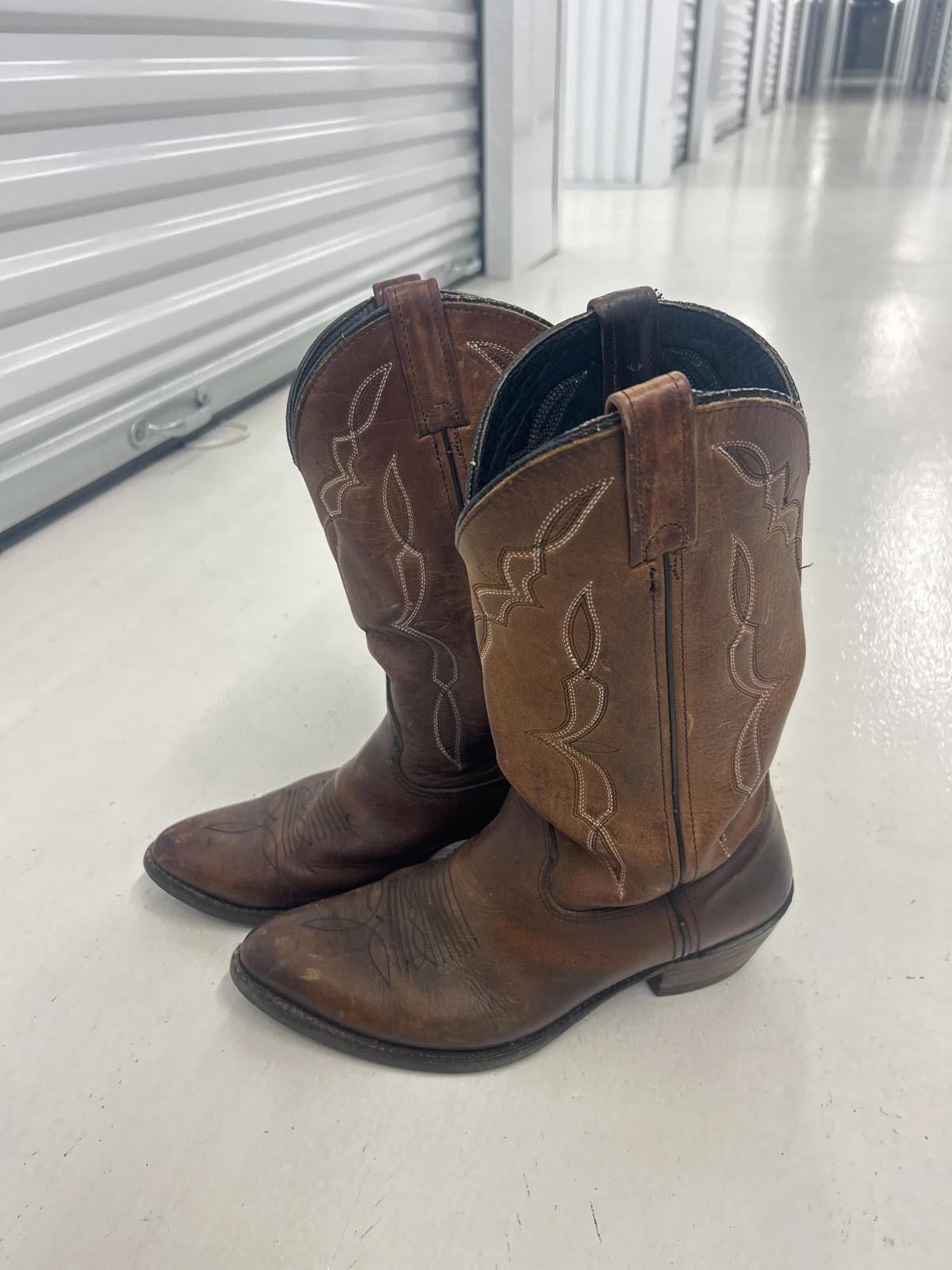 Heavy Vintage Western Cowboy Boots - Brown Leather