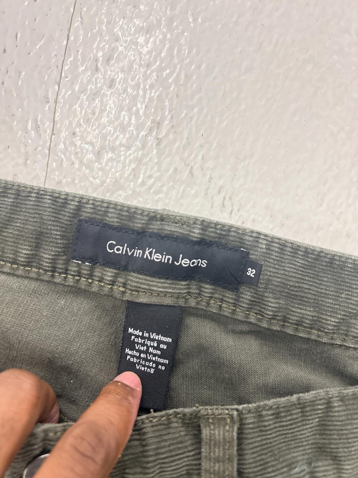 Calvin Klein Jeans Men's Slim Fit Pants