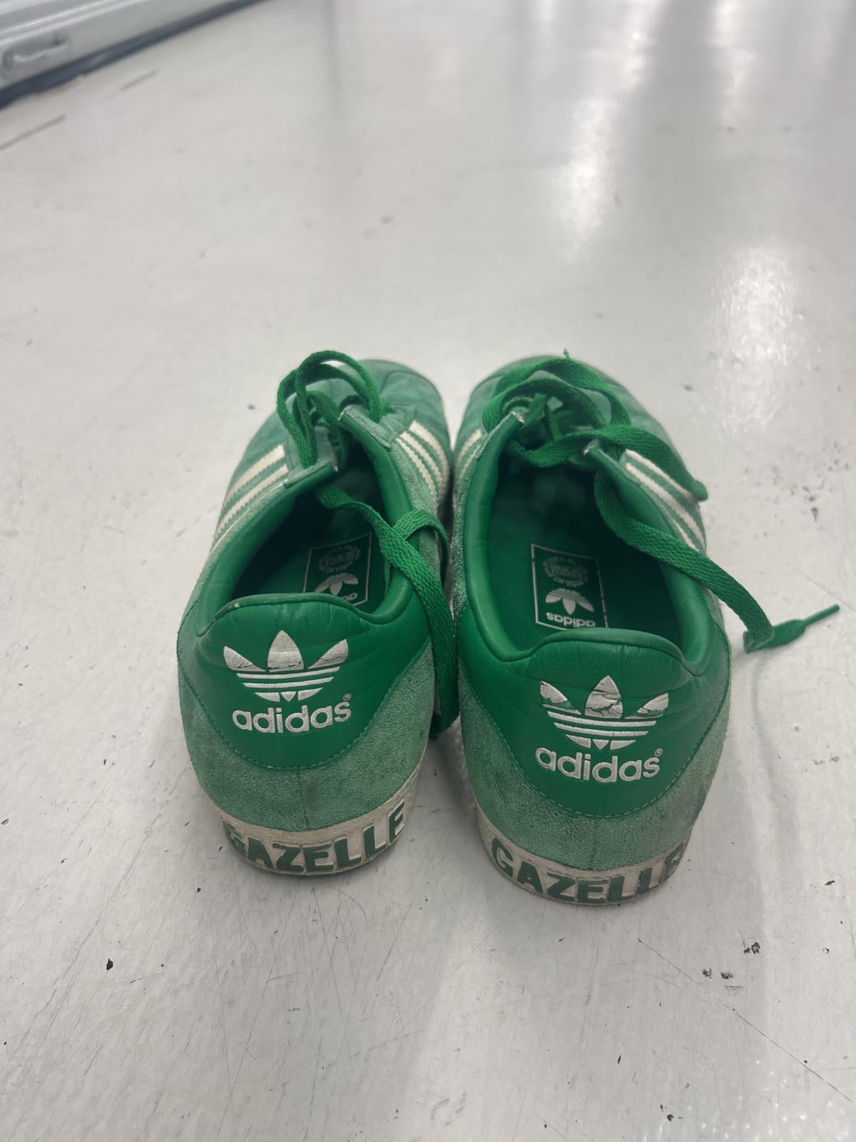 Adidas Gazelle Vintage Sneakers - Green Suede