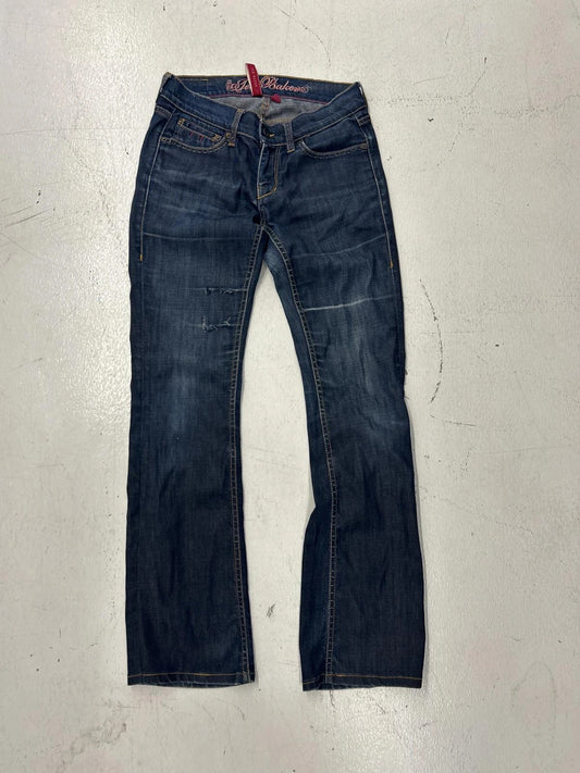 Distressed Blue Jeans For Women - Perfect For Casual Wear