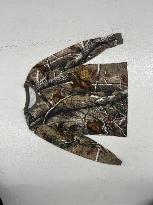 Youth XL Camouflage T-Shirt for Outdoor Enthusiasts