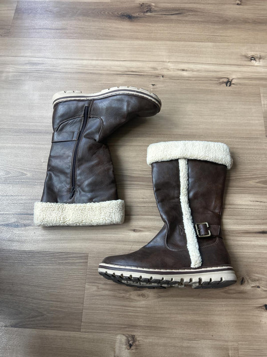 Cozy Brown Winter Boots with Faux Fur Lining