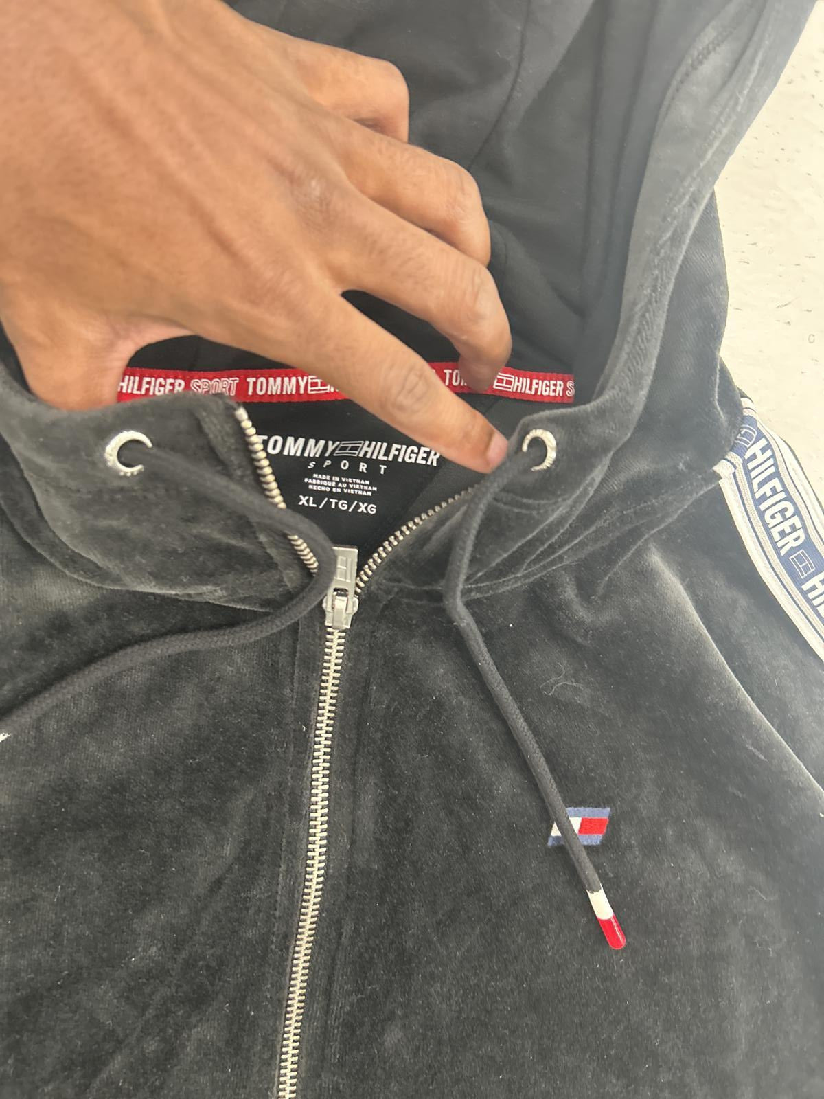 Tommy Hilfiger Velvet Zip-Up Hoodie - XL